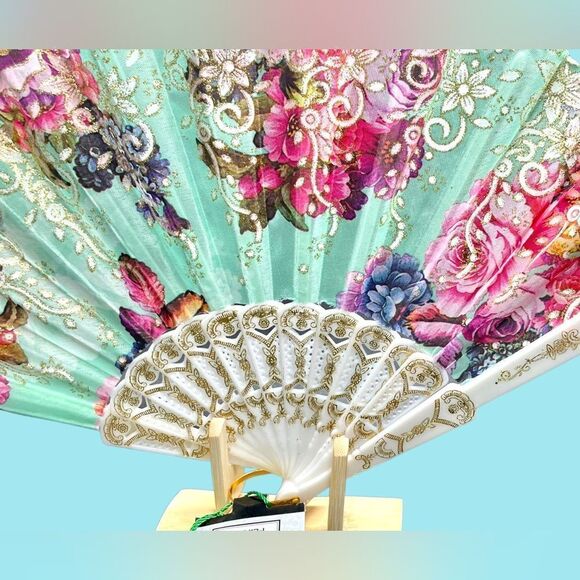 Shimmery Deluxe 9” Face fan + display stand * - Picture 1 of 15